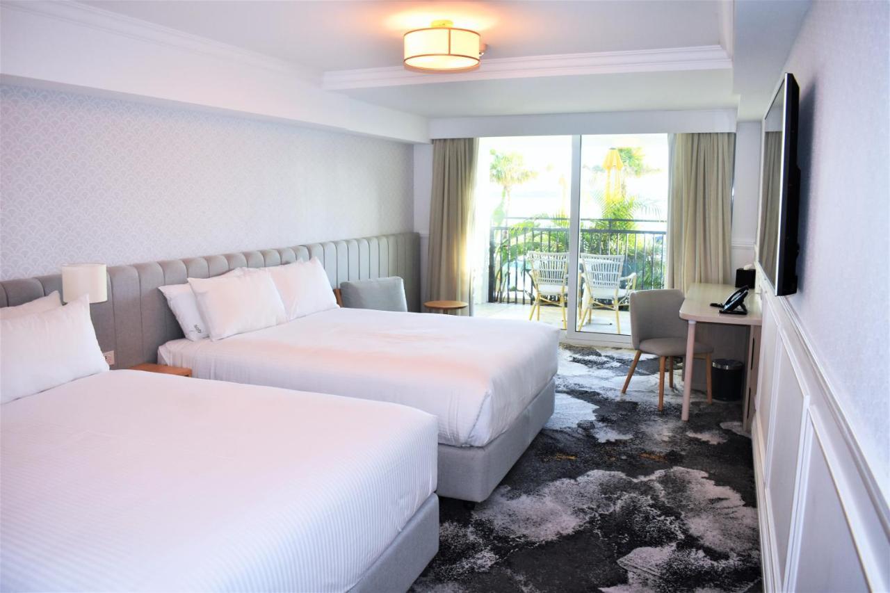 The Beachcomber Hotel & Resort, Ascend Hotel Collection Toukley Exterior foto A room at the hotel